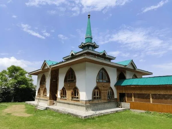 Baba Reshi Shrine