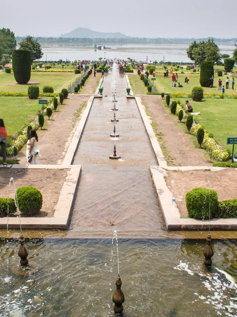Exploring Nishat Bagh icon