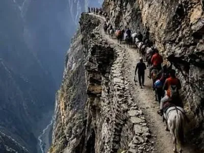 Amarnath Yatra 2026: Registration, Booking & Complete Travel Guide